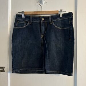 Levi’s Denizen Sz 6 Women’s Denim Mini Skirt